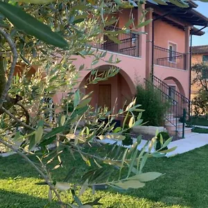  Appartamento Charme And Relax With Garden And Swimming Pool